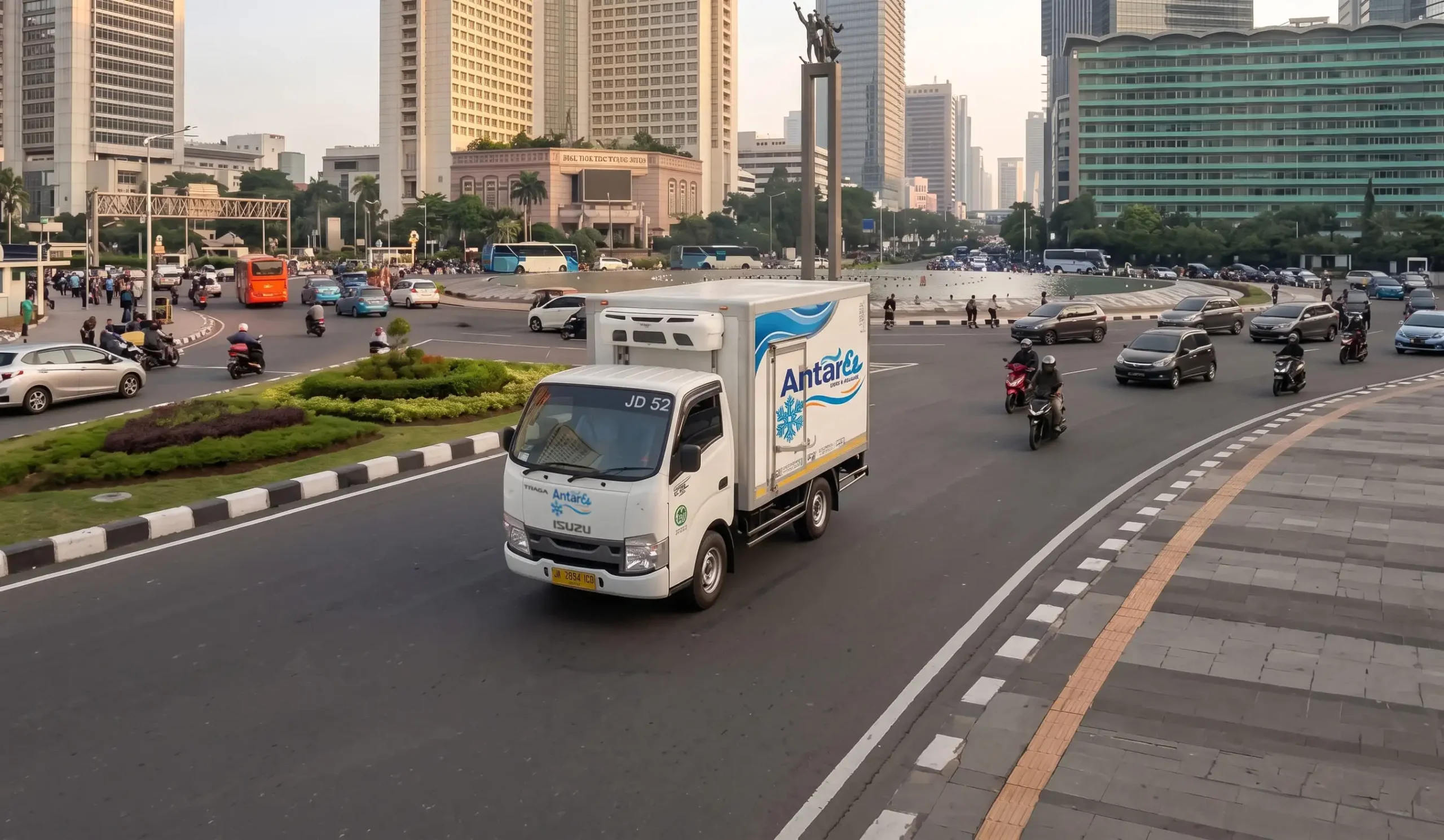 Distribusi produk ritel menggunakan armada mobil truk pendingin AntarEs